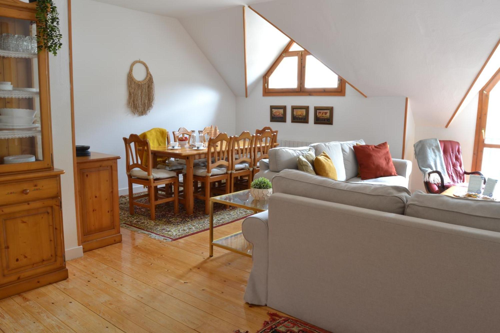 Balaitus Petfriendly - Arafita Apartamentos Sallent de Gállego Exteriör bild